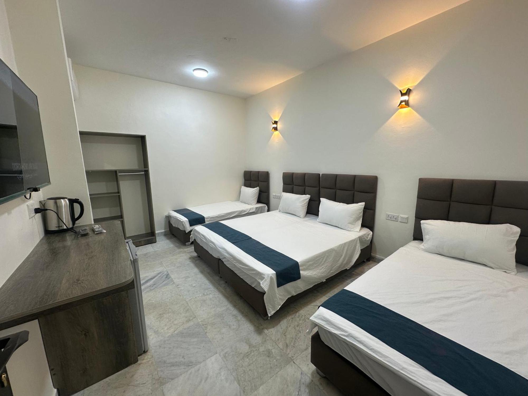 Relax House For Studio Rooms Apartment Aqaba Eksteriør billede