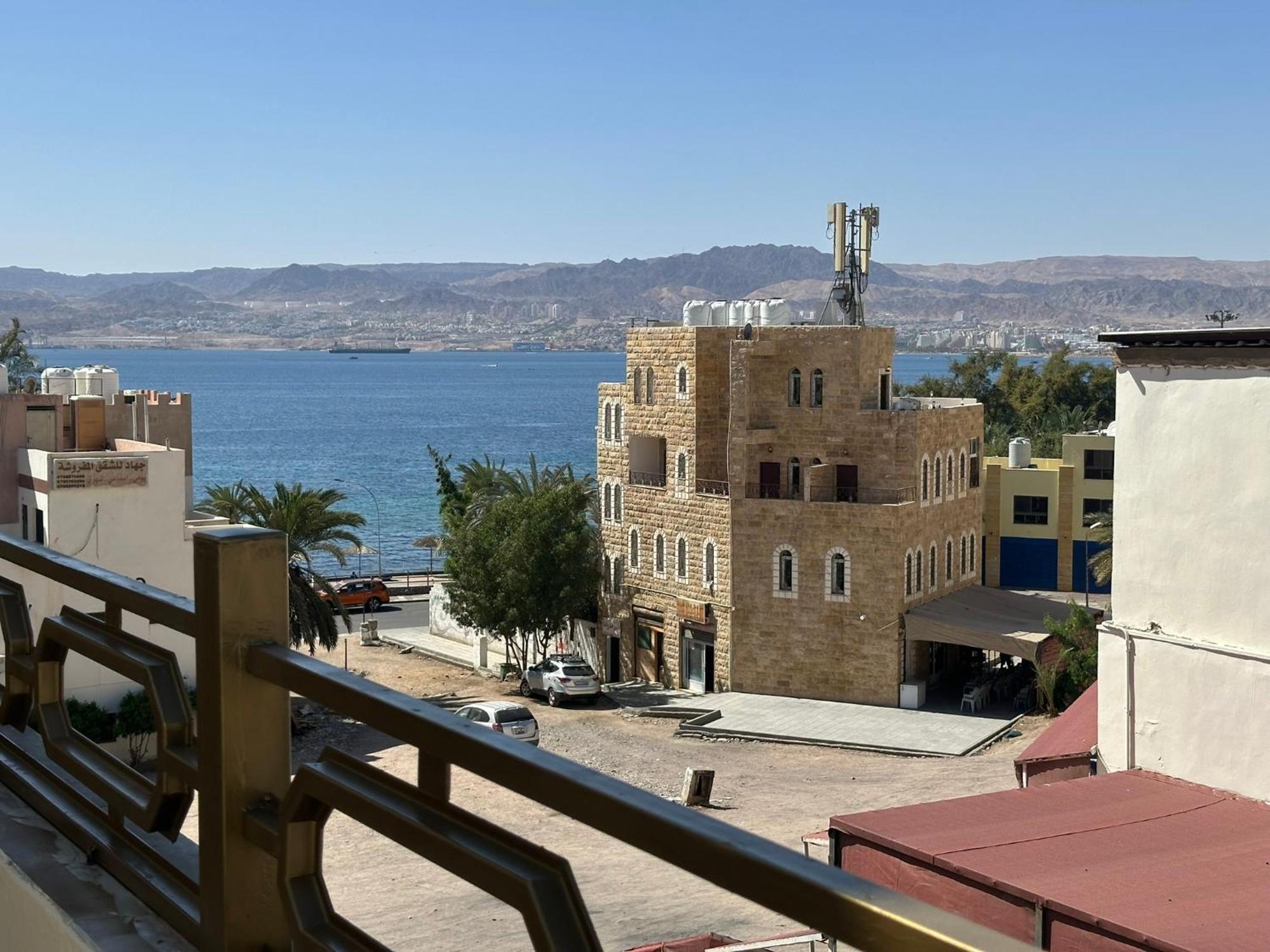 Relax House For Studio Rooms Apartment Aqaba Eksteriør billede